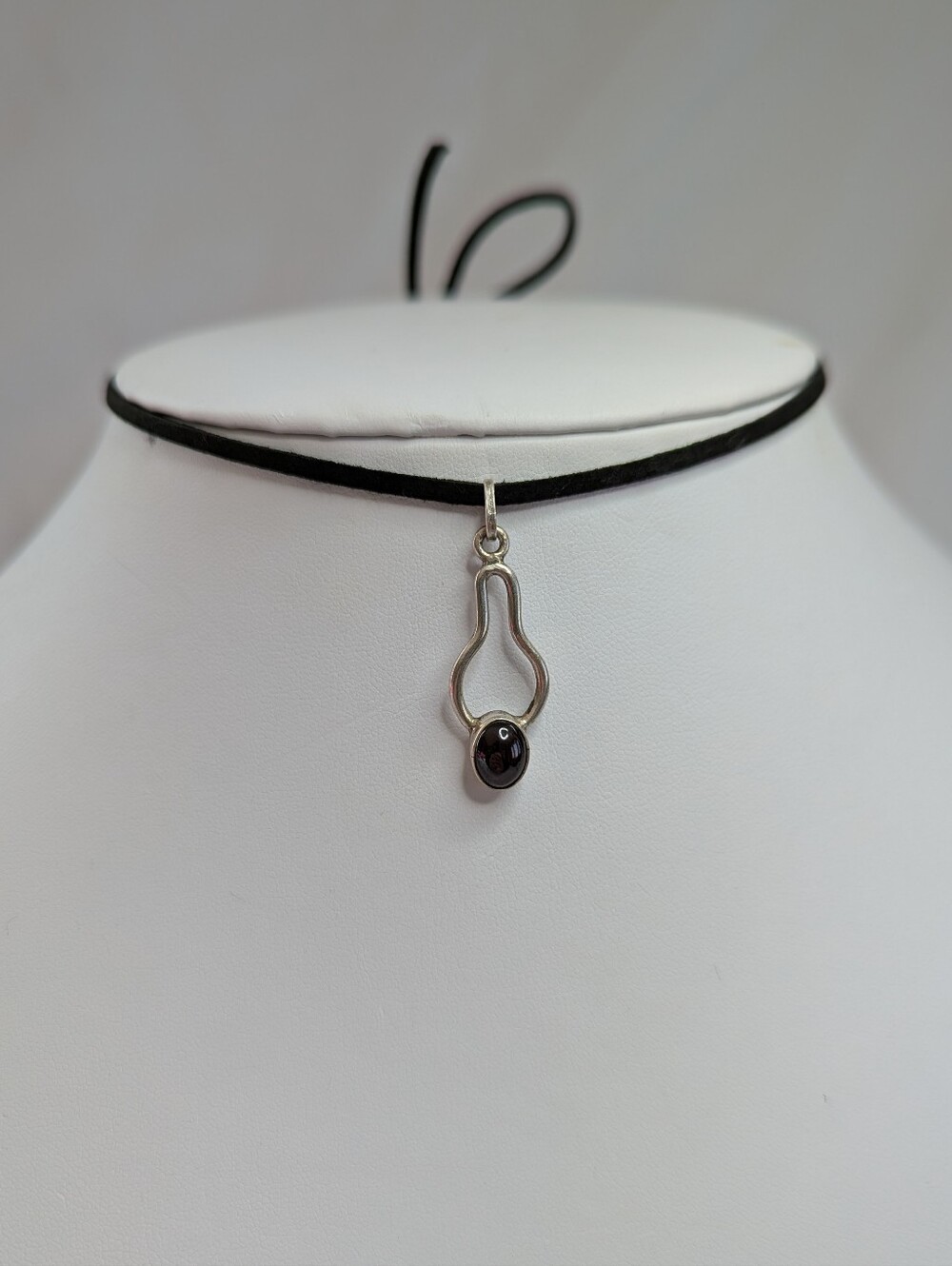 Sterling Silver Genuine Garnet Choker Necklace